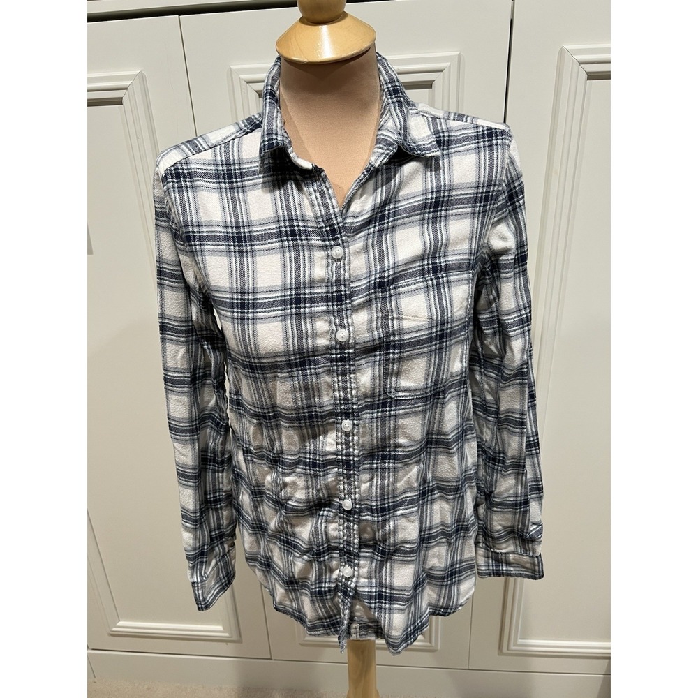 American Eagle Plaid Flannel Button Up Shirt Size Small Boyfriend Fit Blue White